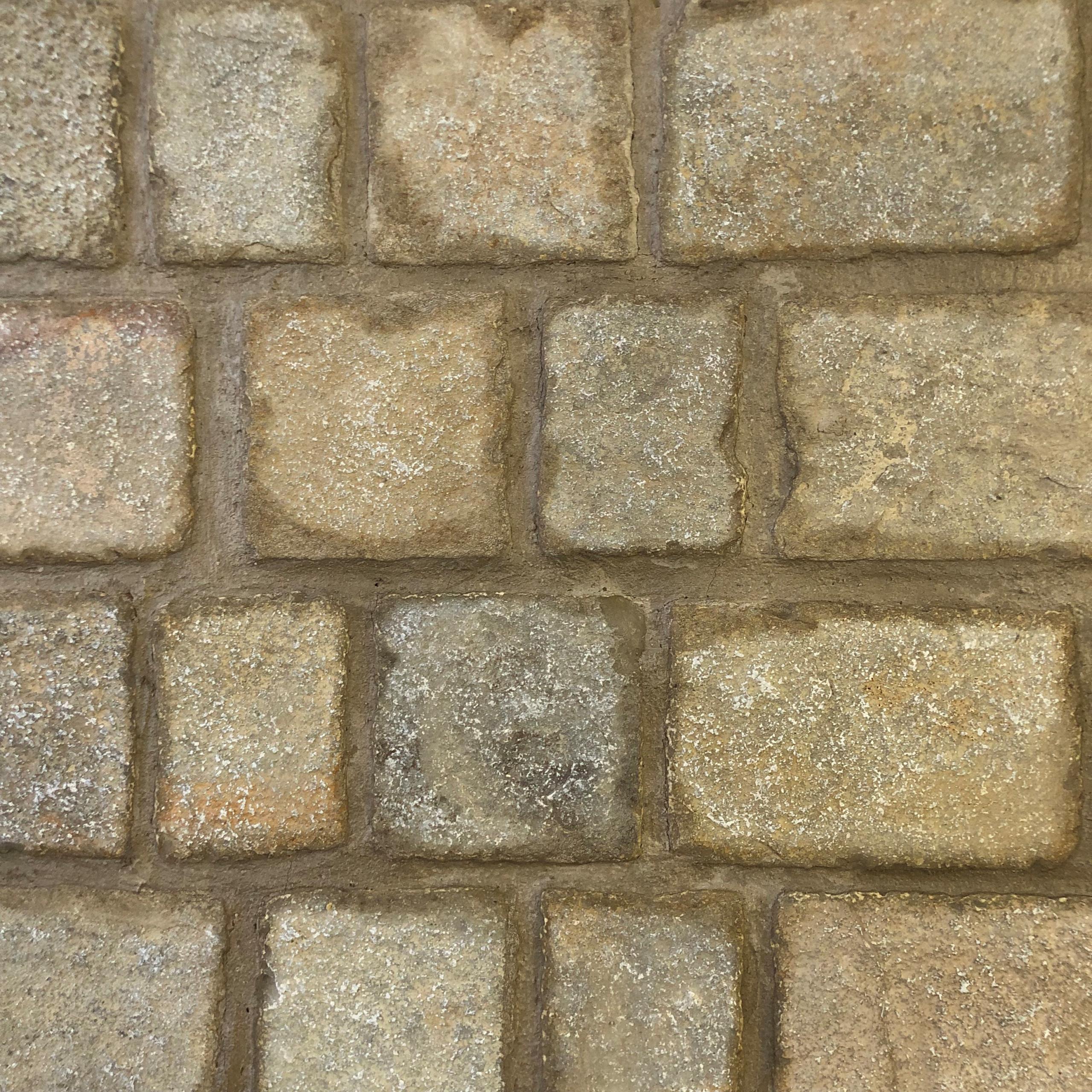 Antique Limestone 4 size mixed Setts 25-40mm