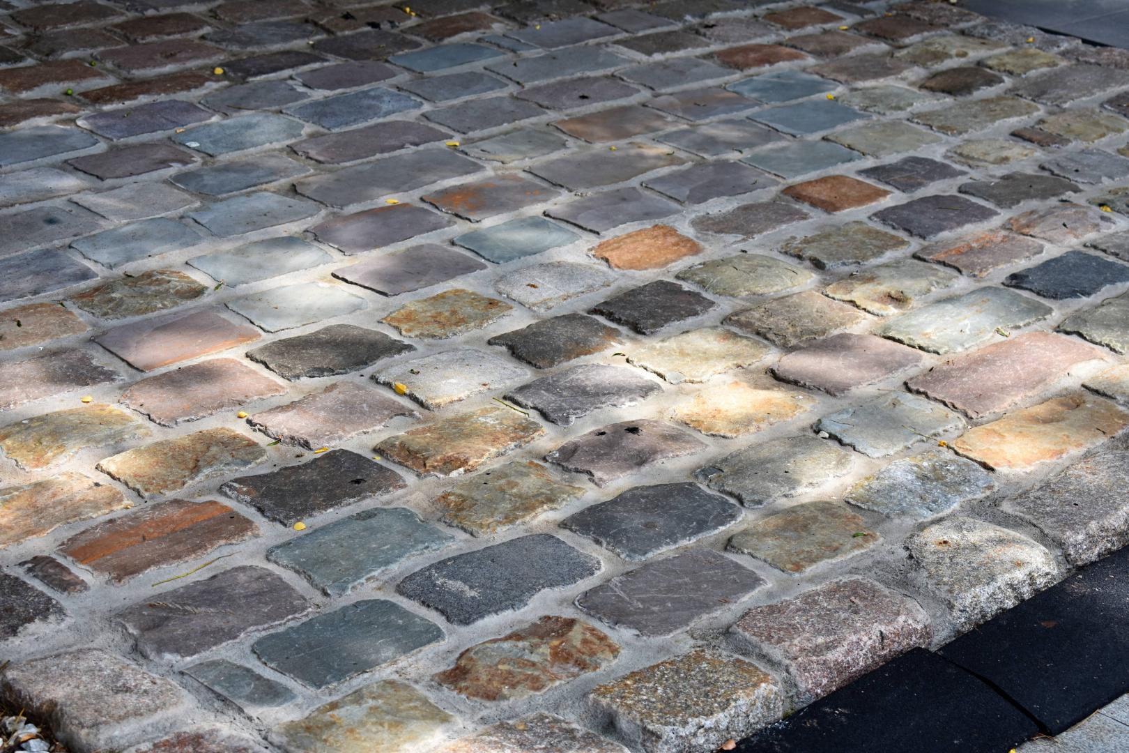 Reclaimed Setts