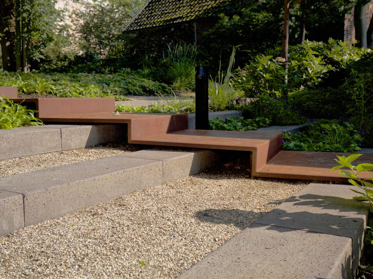 Schellevis Steps & Copings