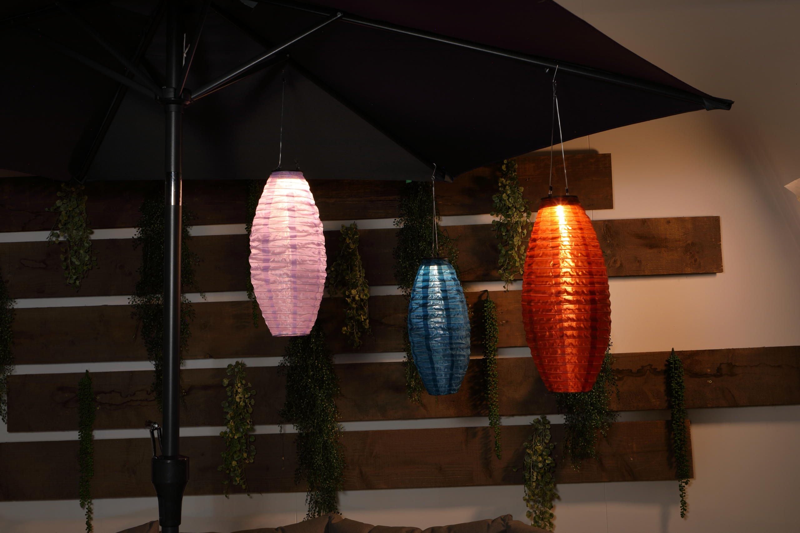 Mandarin Long Oval Lantern - 20cm