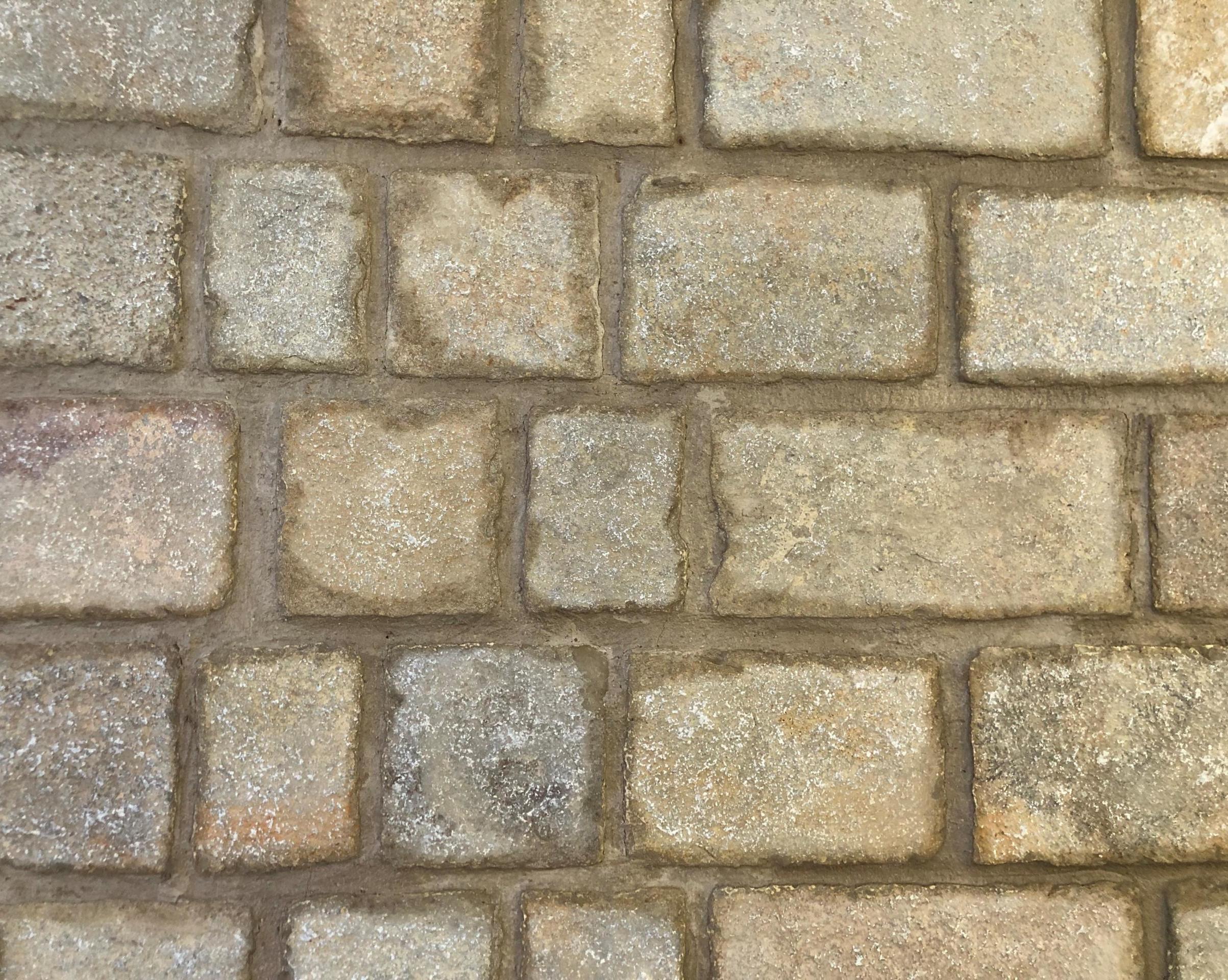 Antique Limestone 4 size mixed Setts 25-40mm