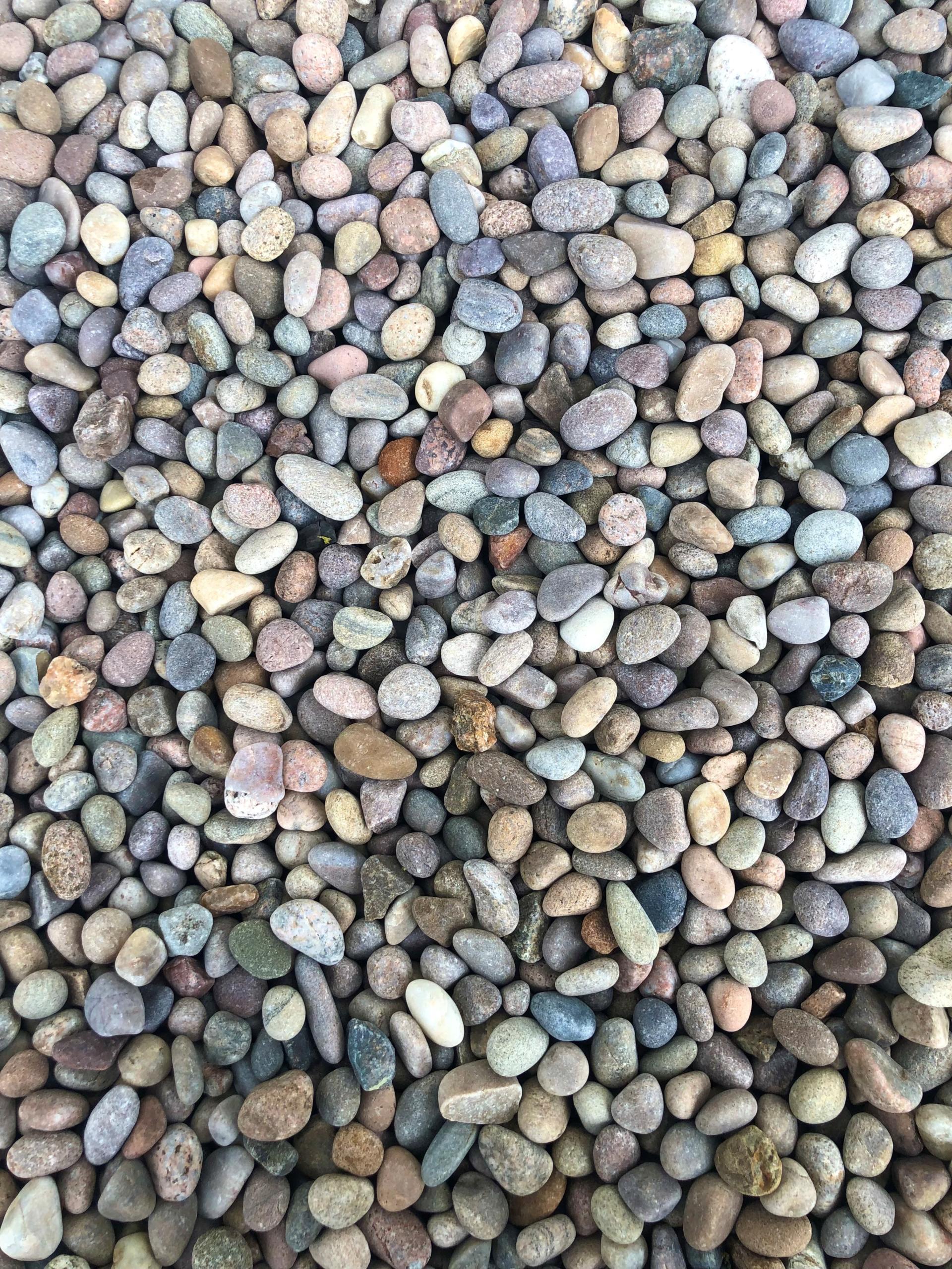 Lossiemouth Pebbles 8-14mm