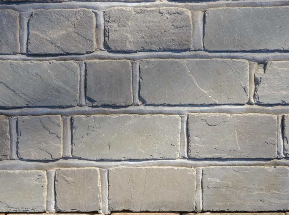 Grey Tumbled Setts Multi Sized 1.2m2 Layer