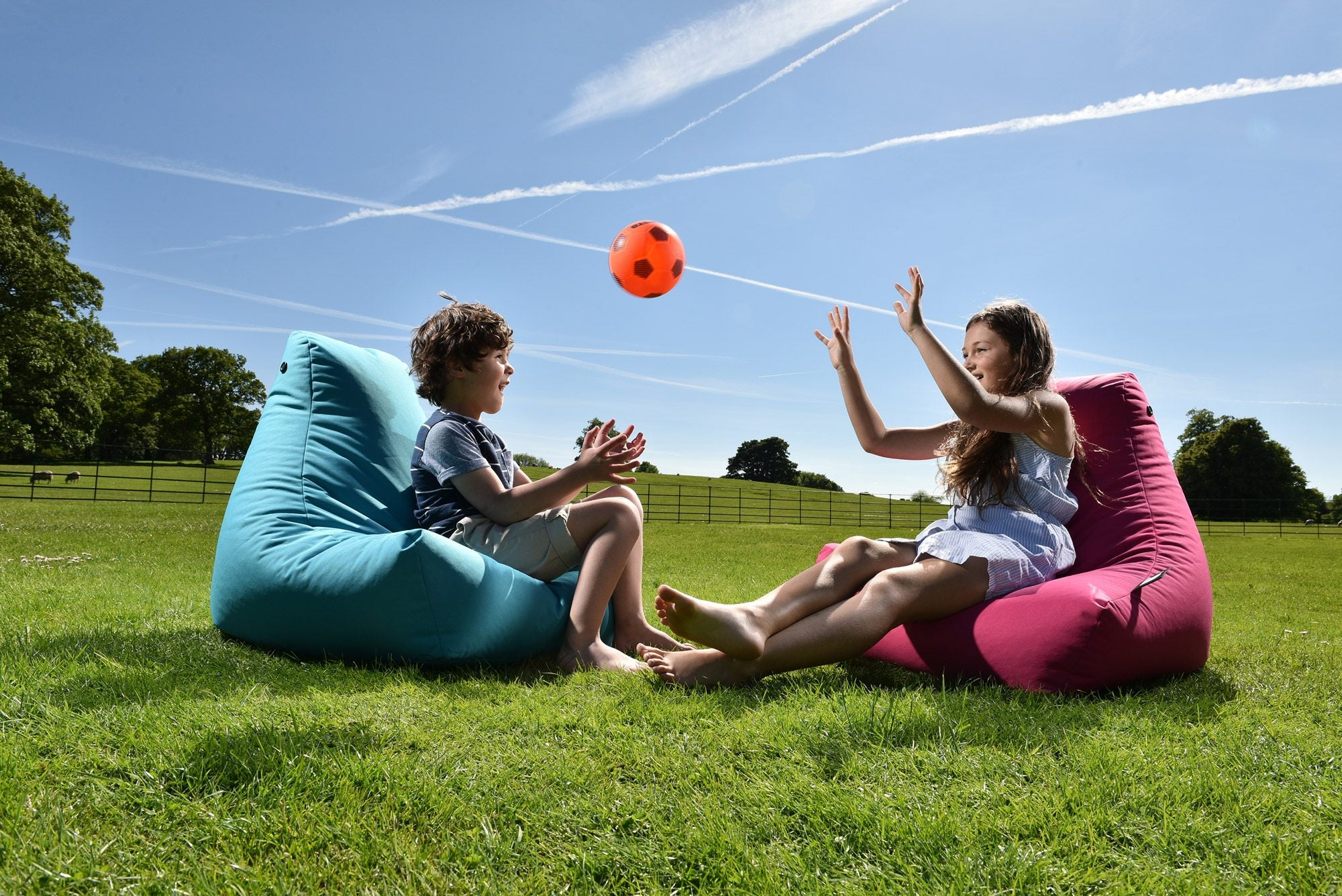 Extreme Lounging Mini Bean Bag - Berry