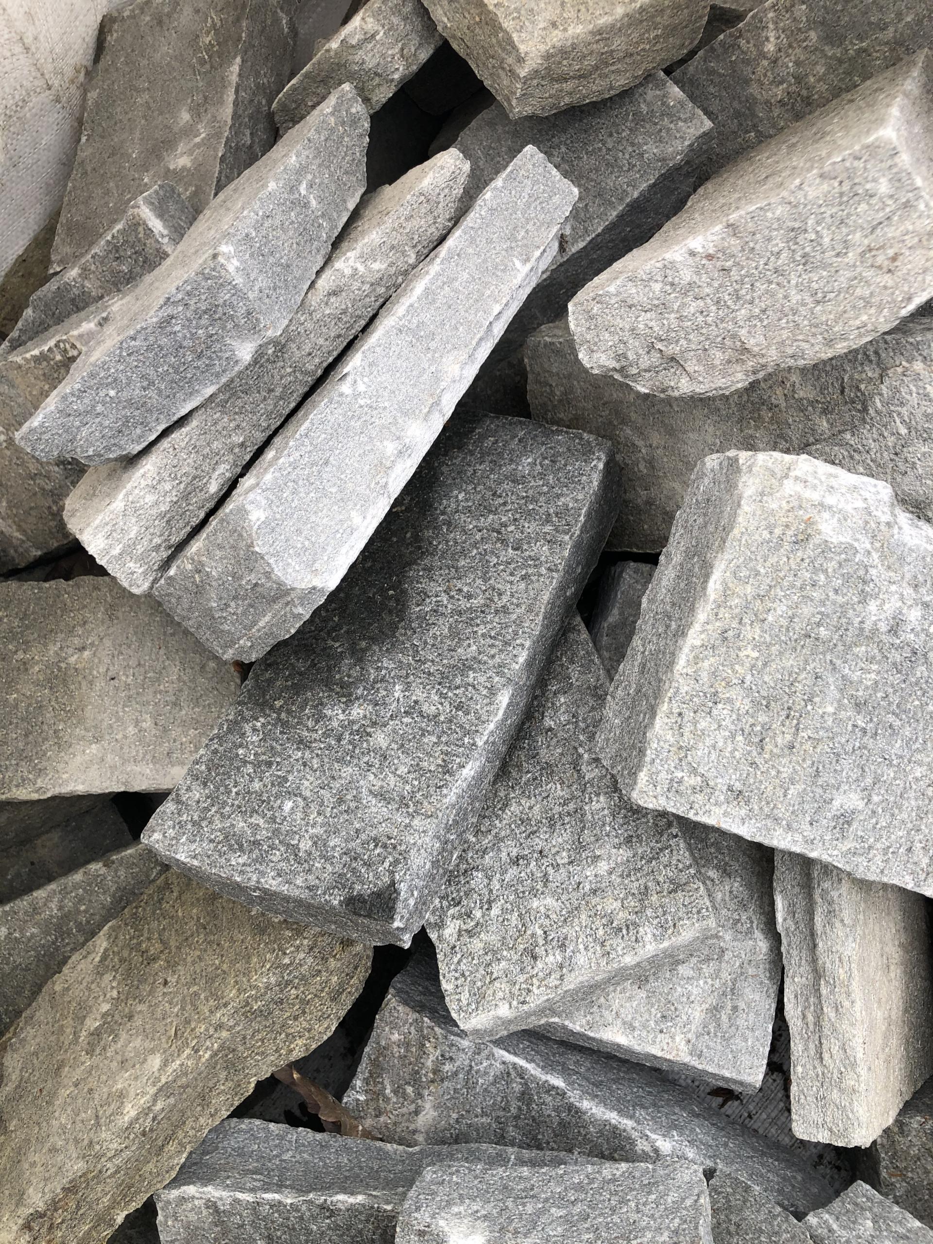 Ionia Quartz Hand Dressed Setts